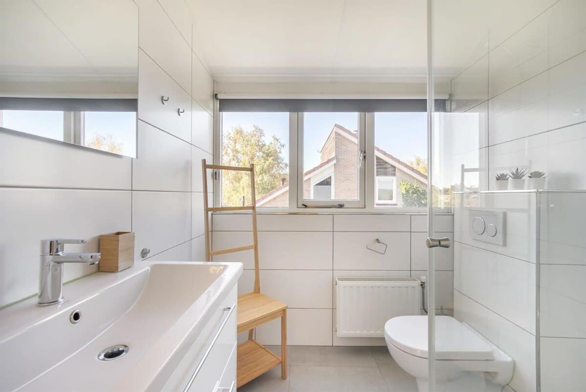 Vrijstaand vakantiehuis met tuinhuis en veranda - Zwin 004 Breskens Buitenkant foto